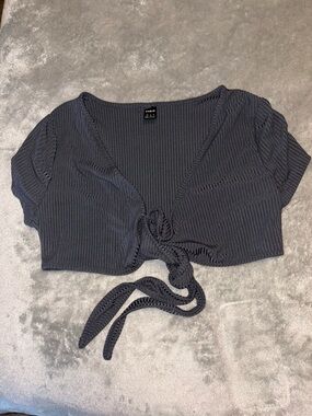 SHEIN Black Ribbed Tie-Front Short Sleeve Crop Top